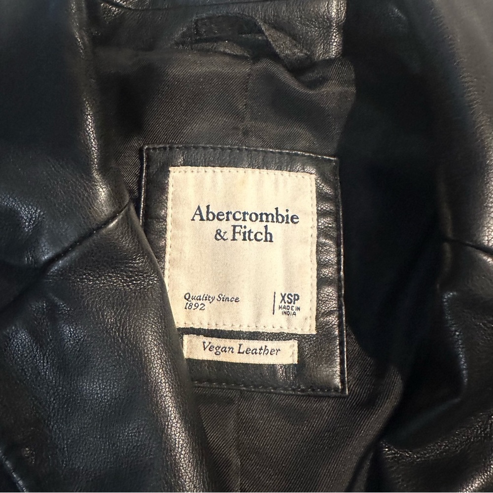 Abercrombie & Fitch Vegan Leather Blazer Sz XSP - Picture 4 of 10